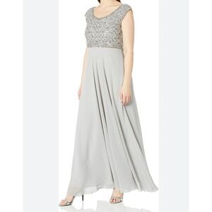 JKARA Embellished Beaded Cap Sleeve Formal Evening Dress Pale Green Size 6P